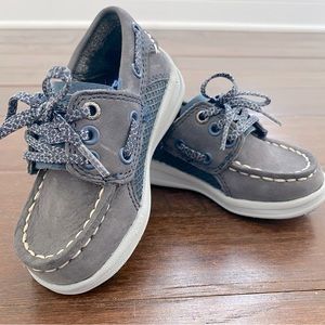 Sperry Gamefish Jr boat shoes size 5 grey and navy